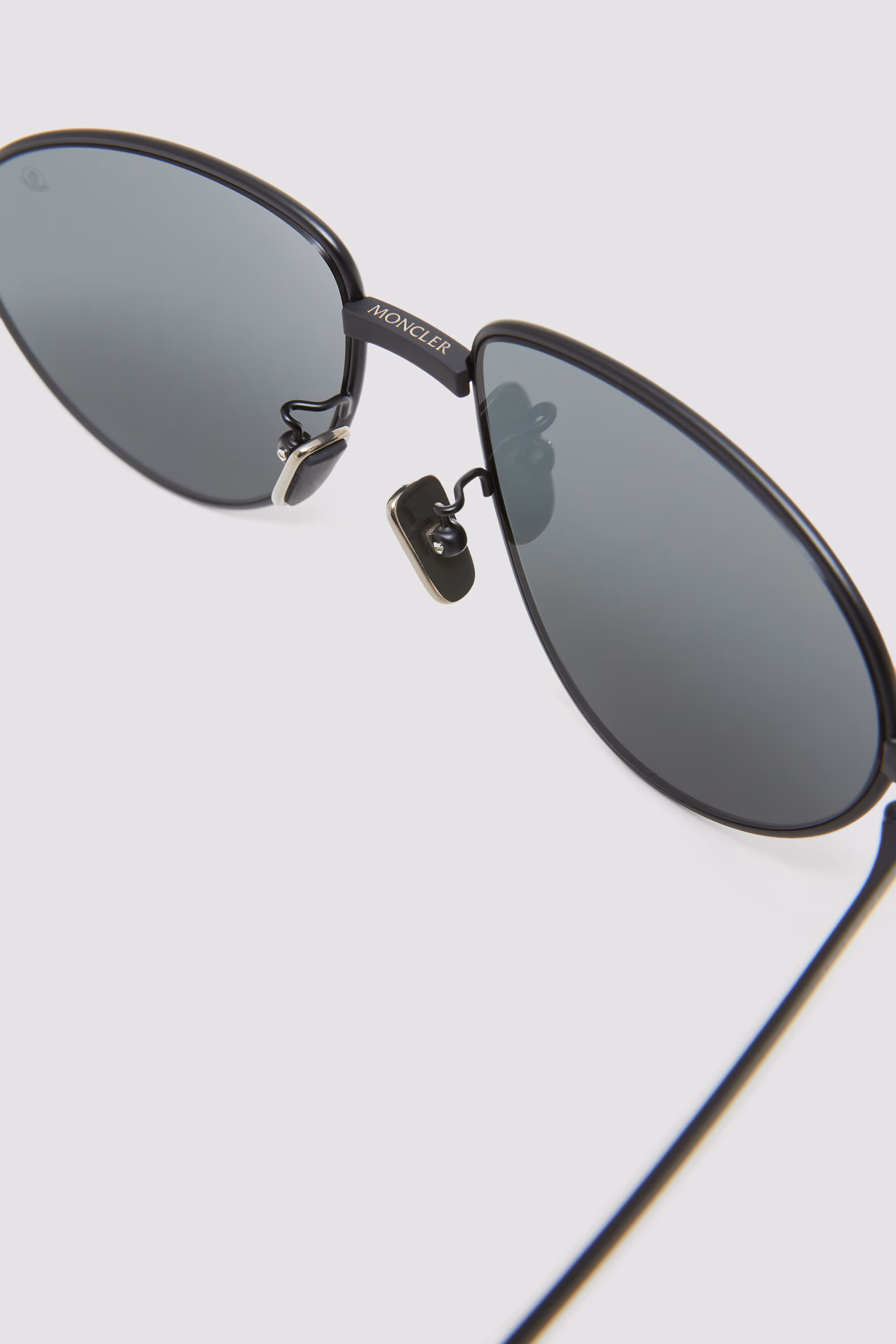 Vizla Pilot Sunglasses Matte Black Moncler 5